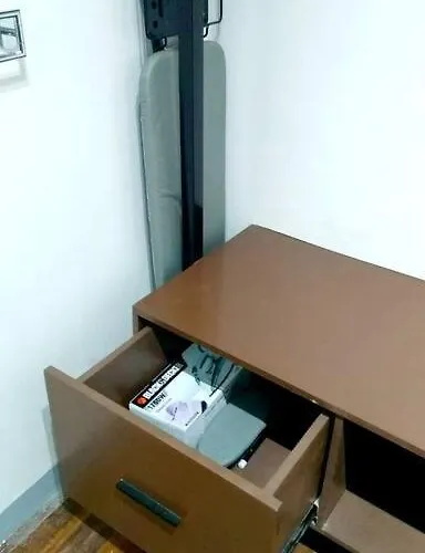 2a2j - 2 Bedroom Manila